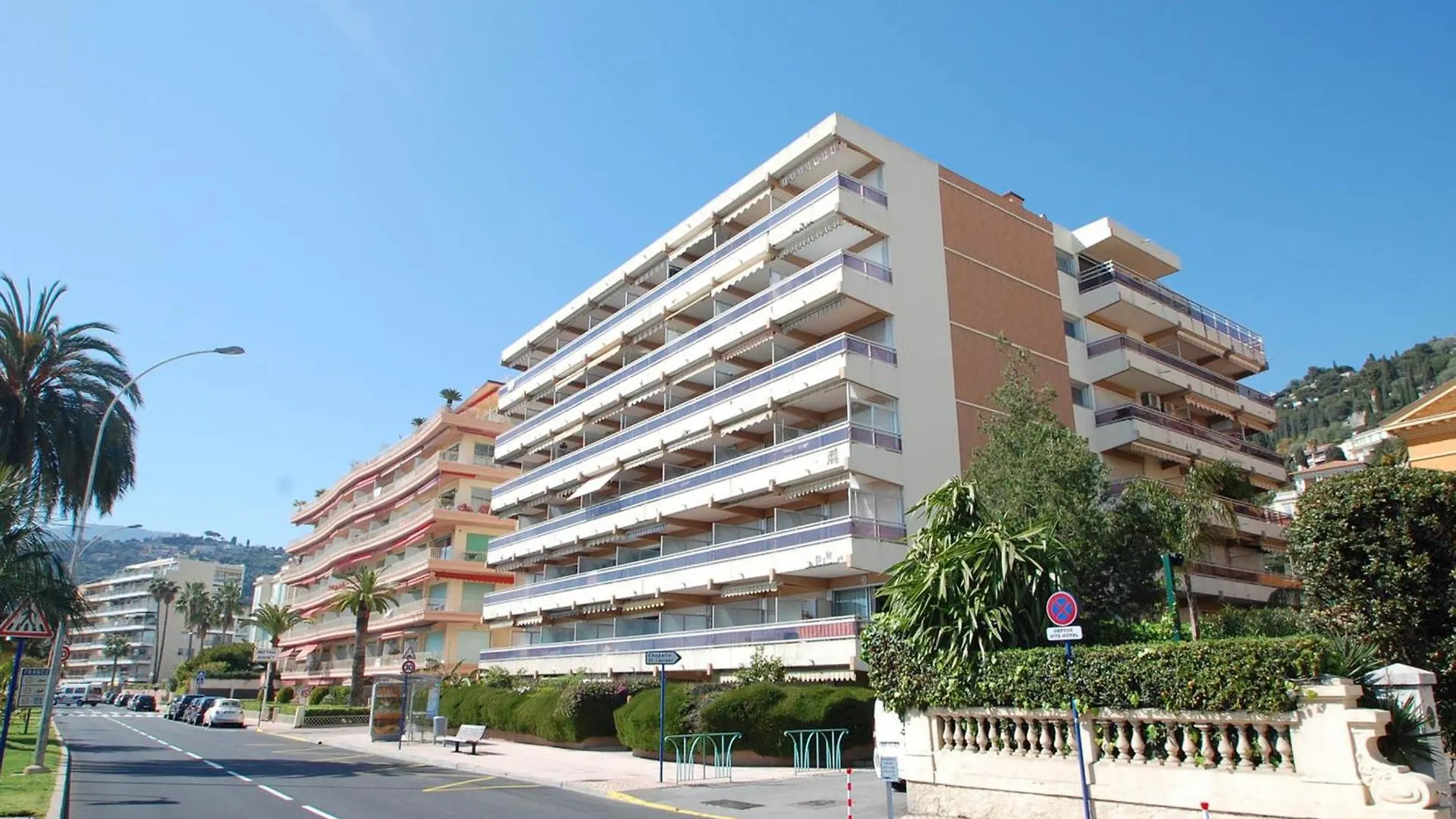 Studio Avec Terrasse Pres De La Mer, Animaux Admis - Fr-1-196-369 Menton Apartment